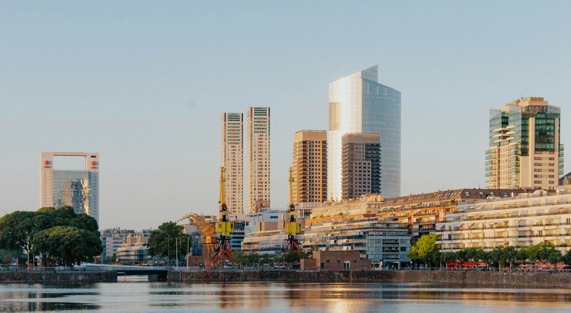 High-rise residential building in Puerto Madero, Buenos Aires